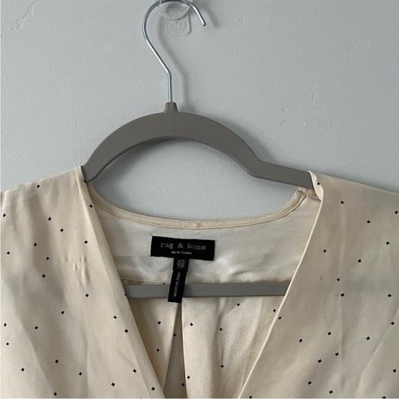 Rag & Bone Cream and Black Victor Long Sleeve Blouse, 100% Silk, Size XS - Picture 3 of 6